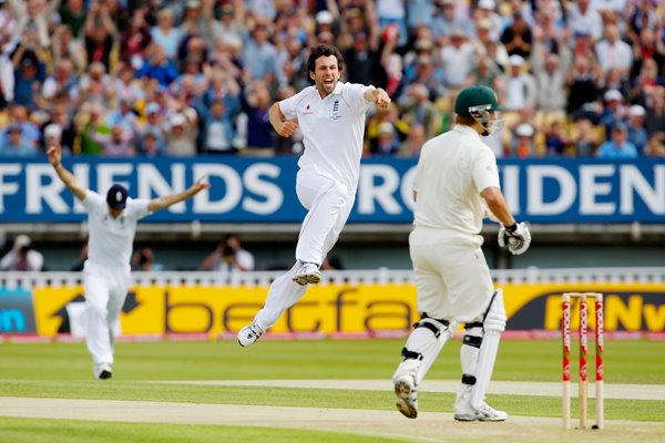 Graham Onions celebrates - Edgbaston - Ashes 2009