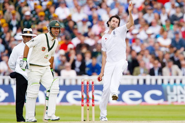 Graham Onions bowls - Edgbaston - Ashes 2009