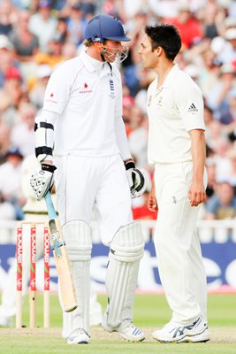 Broad and Johnson square up - Ashes 2009