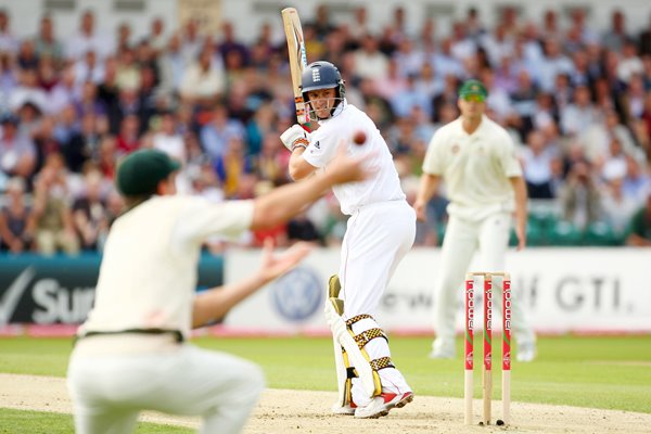 Marcus North catches Strauss - Headingley - Ashes 2009