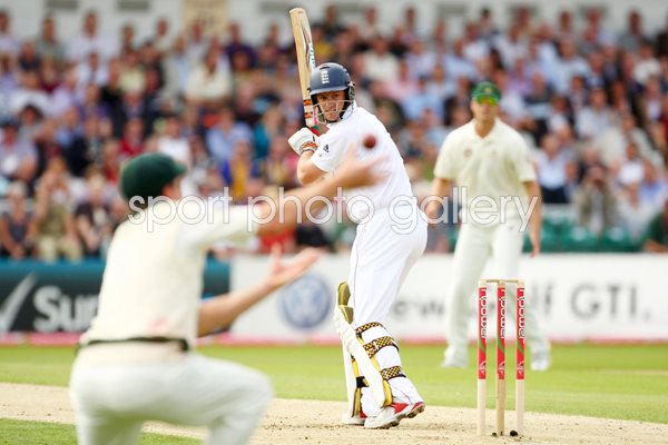 Marcus North catches Strauss - Headingley - Ashes 2009