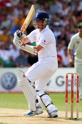 Graeme Swann entertains at Headingley - Ashes 2009