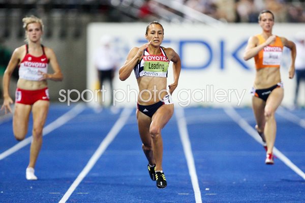 Jessica Ennis sprints away 200m Heptathlon 2009