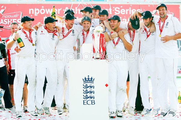 2009 Ashes Winners England 