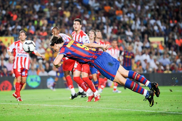 Zlatan Ibrahimovic scores for Barcelona