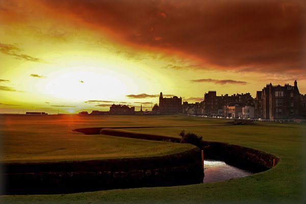 18th hole Old Course St Andrews at sunrise