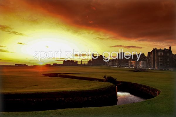 18th hole Old Course St Andrews at sunrise