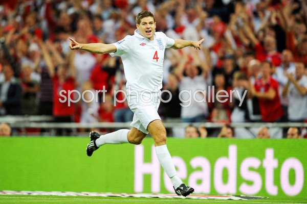 Gerrard celebrates v Croatia