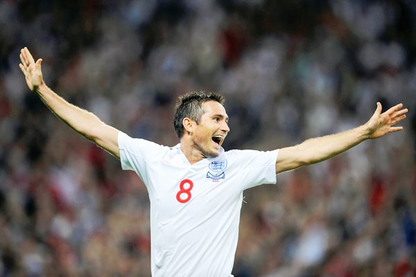 Frank Lampard celebrates scoring v Croatia