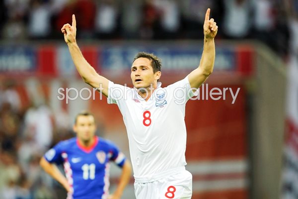 Frank Lampard celebrates scoring v Croatia