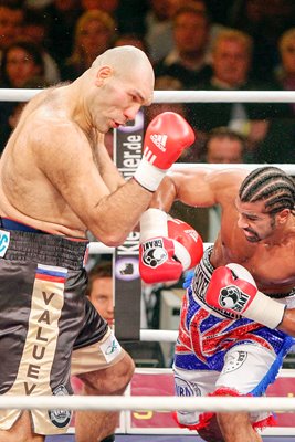 Nikolai Valuev v David Haye Action 2009