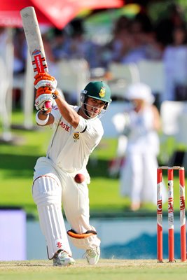 JP Duminy drives v England Centurion 2009