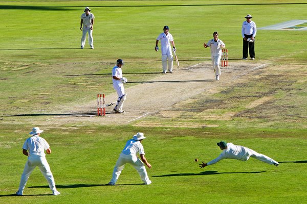 AB de Villiers Flying Catch Centurion 2009