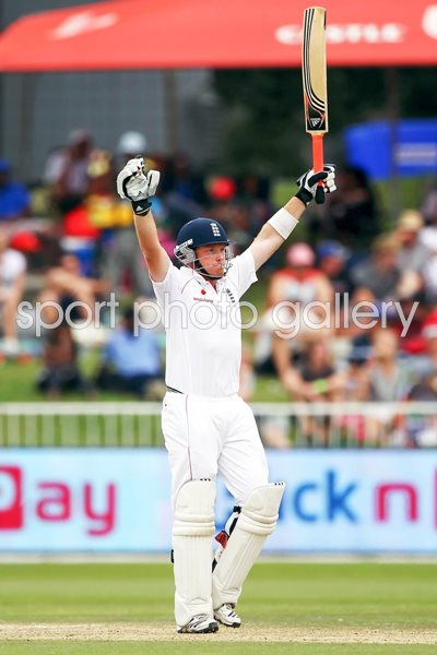 Ian Bell celebrates Durban century