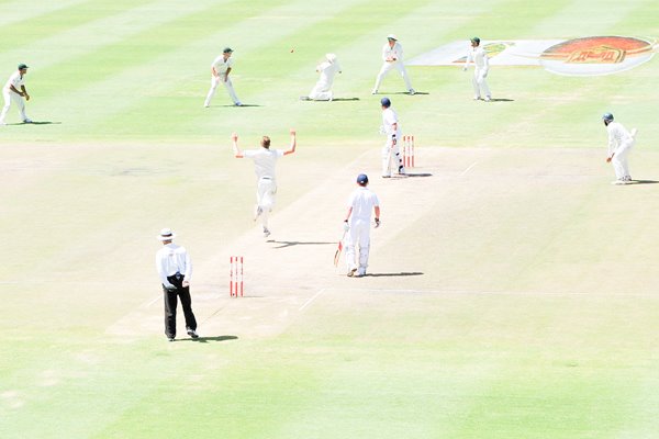 Kallis drops Collingwood on 1 - Day 5 3rd Test