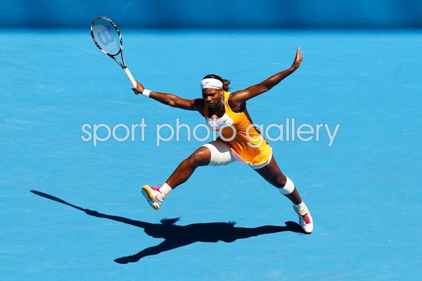 Serena at full stretch Australian Open 2010