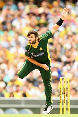 Shahid Afridi bowls v Australia ODI - 2010