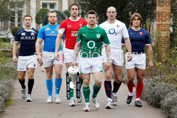 Brian O'Driscoll with 2010 captains
