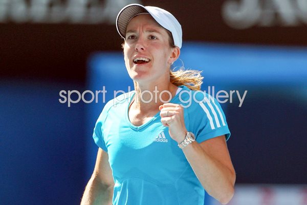Justine Henin celebrates Semi Final win