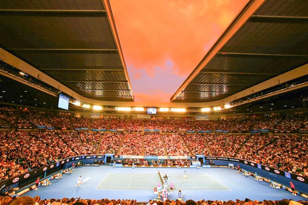 Federer and Murray battle at Sunset