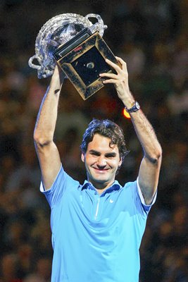 Roger Federer celebrates 16th Grand Slam