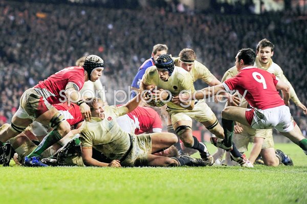 James Haskell scores England's 1st try 
