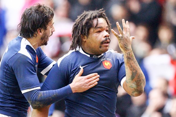 Mathieu Bastareaud celebrates try v Scotland 