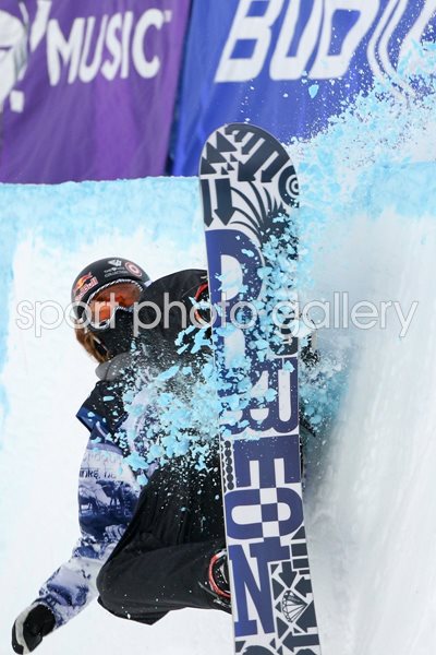 Shaun White Snowboarding Grand Prix Mammoth Lakes 
