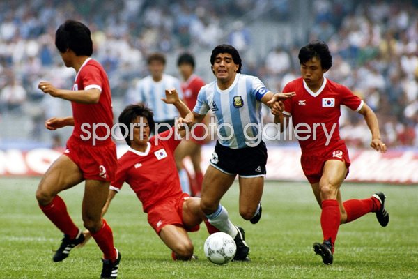 Diego Maradona Argentina vs Republic of Korea 1986