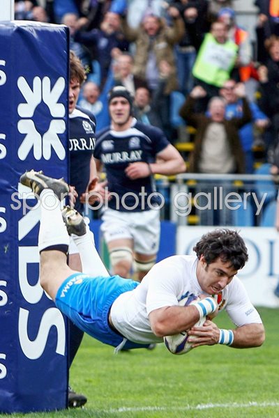 Pablo Canavasio scores winner for Italy 