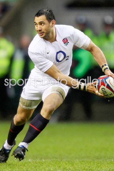 Riki Flutey in action at Twickenham 2010