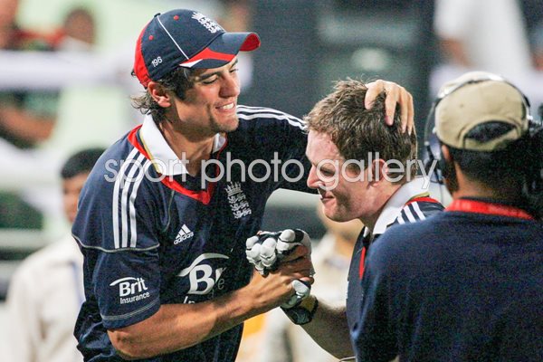 Captain Cook & England's hero Eoin Morgan