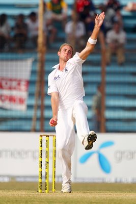 Stuart Broad Bowling Delivery Stride 2010