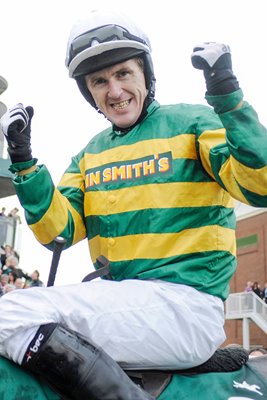 Tony McCoy wins National on 15th Attempt