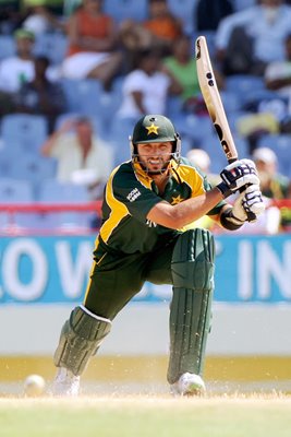 Shahid Afridi in action for Pakistan v Bangladesh 