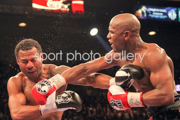Floyd Mayweather Jr. v Shane Mosley 2010