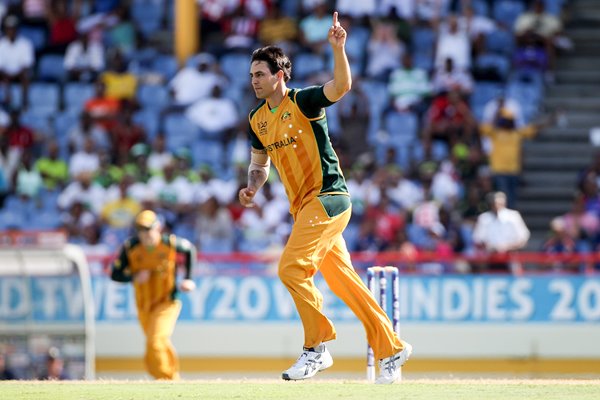 Mitchell Johnson celebrates v Pakistan