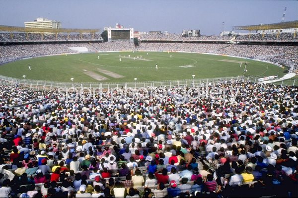 Eden Gardens 95,000 crowd