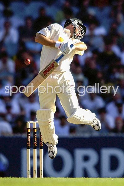 Steve Waugh avoids a bouncer