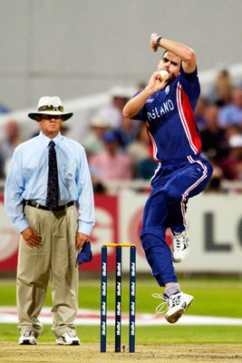 James Anderson bowling