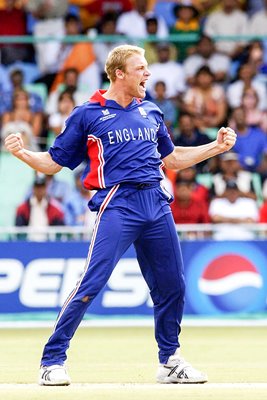 Andrew Flintoff celebrates