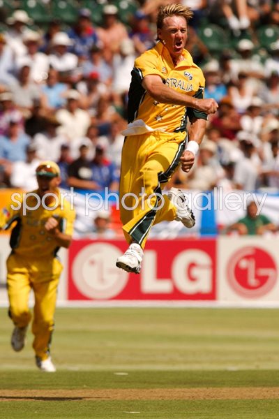 Andy Bichel celebrates 
