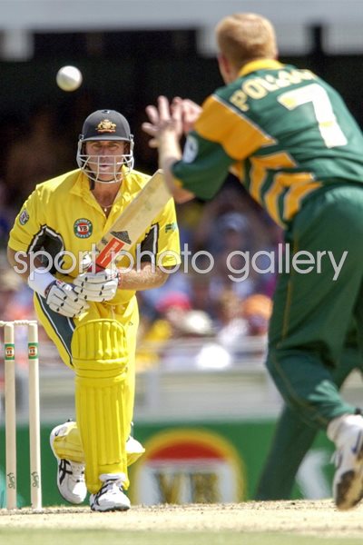 Matthew Hayden to Shaun Pollock