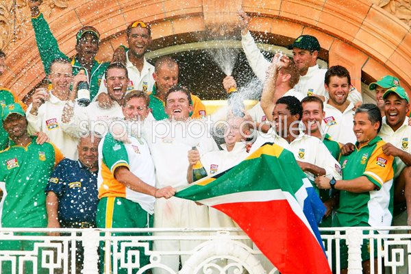 South African celebrate winning at Lord's