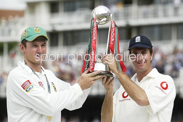 Graeme Smith and Michael Vaughan