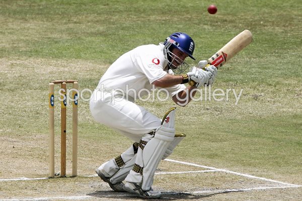 Andrew Strauss ducks a bouncer