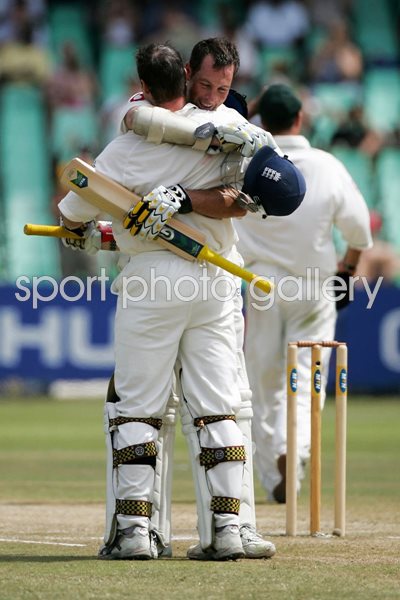 Andrew Strauss and Marcus Trescothick 