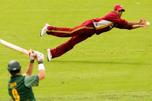 Ramnaresh Sarwan Diving Catch