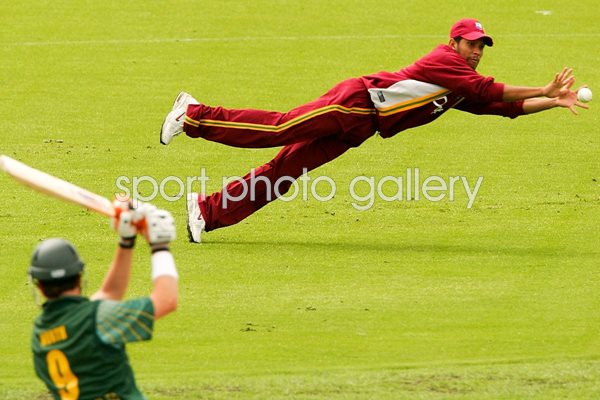 Ramnaresh Sarwan Diving Catch