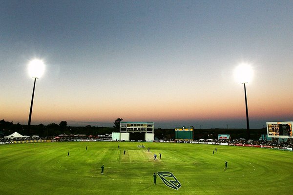 De Beers Diamond Oval